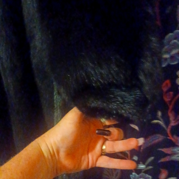 Day Furs Black mink coat - Picture 4 of 6